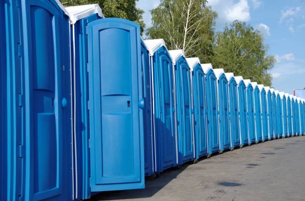 Portable Toilet Options We Offer in Lake City, IA